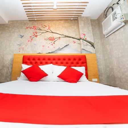 Oyo 471 Edilberto'S Bed And Breakfast Tagum Ngoại thất bức ảnh