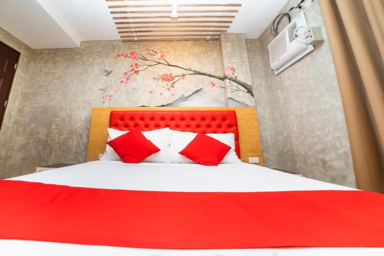 Oyo 471 Edilberto'S Bed And Breakfast Tagum Ngoại thất bức ảnh