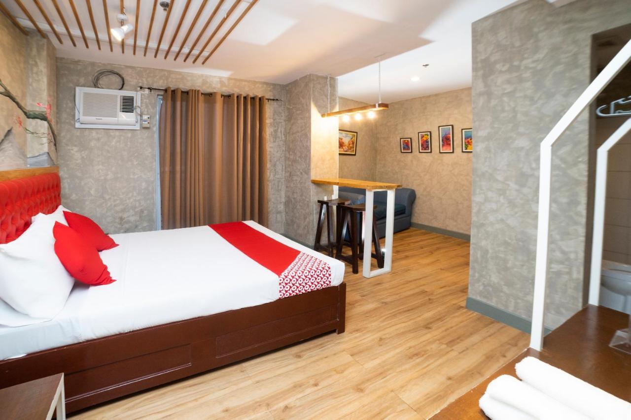 Oyo 471 Edilberto'S Bed And Breakfast Tagum Ngoại thất bức ảnh
